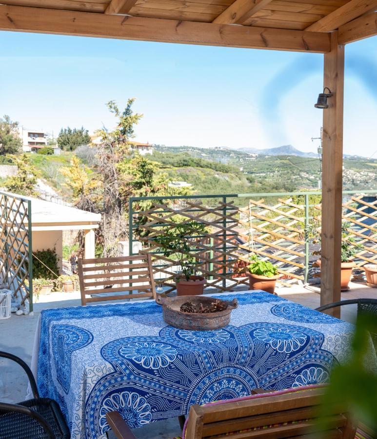 Cozy Studio In Dafnes Near To Heraklion Dhafnes Exterior foto