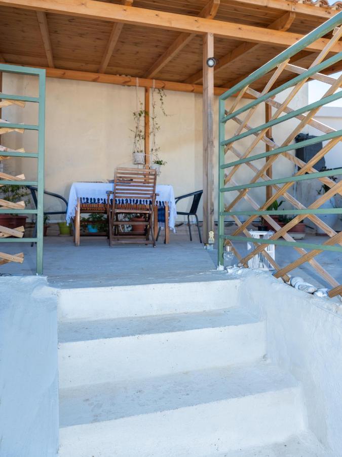 Cozy Studio In Dafnes Near To Heraklion Dhafnes Exterior foto